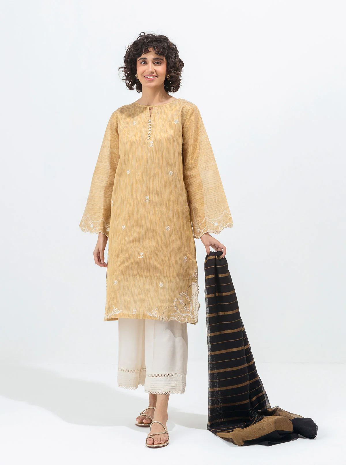 EMBROIDERED SHIRT WITH DUPATTA - Image 3