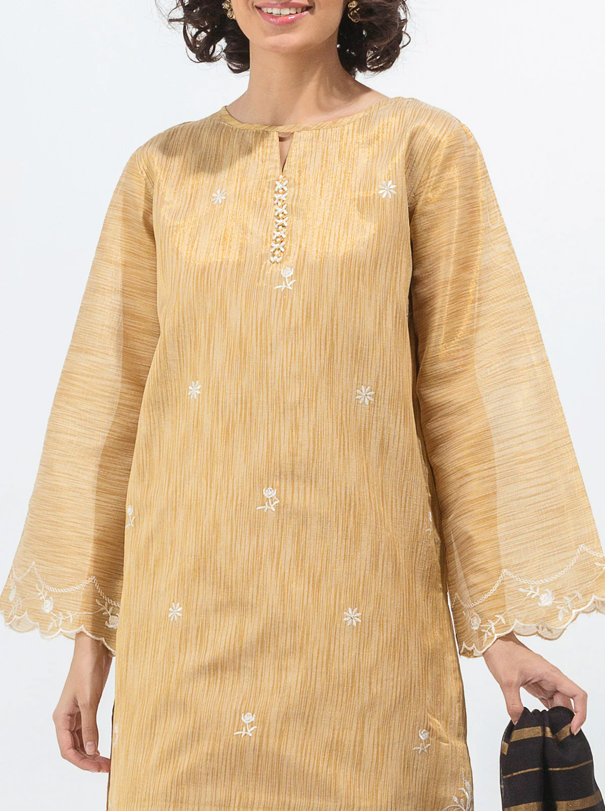 EMBROIDERED SHIRT WITH DUPATTA - Image 4