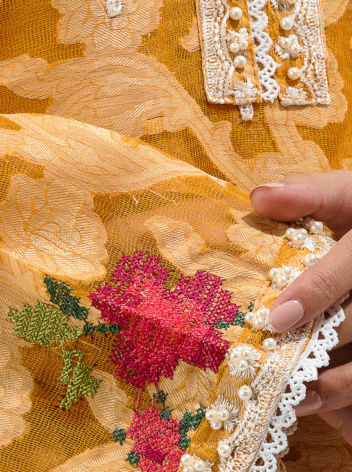 EMBROIDERED SHIRT WITH DUPATTA - Image 4