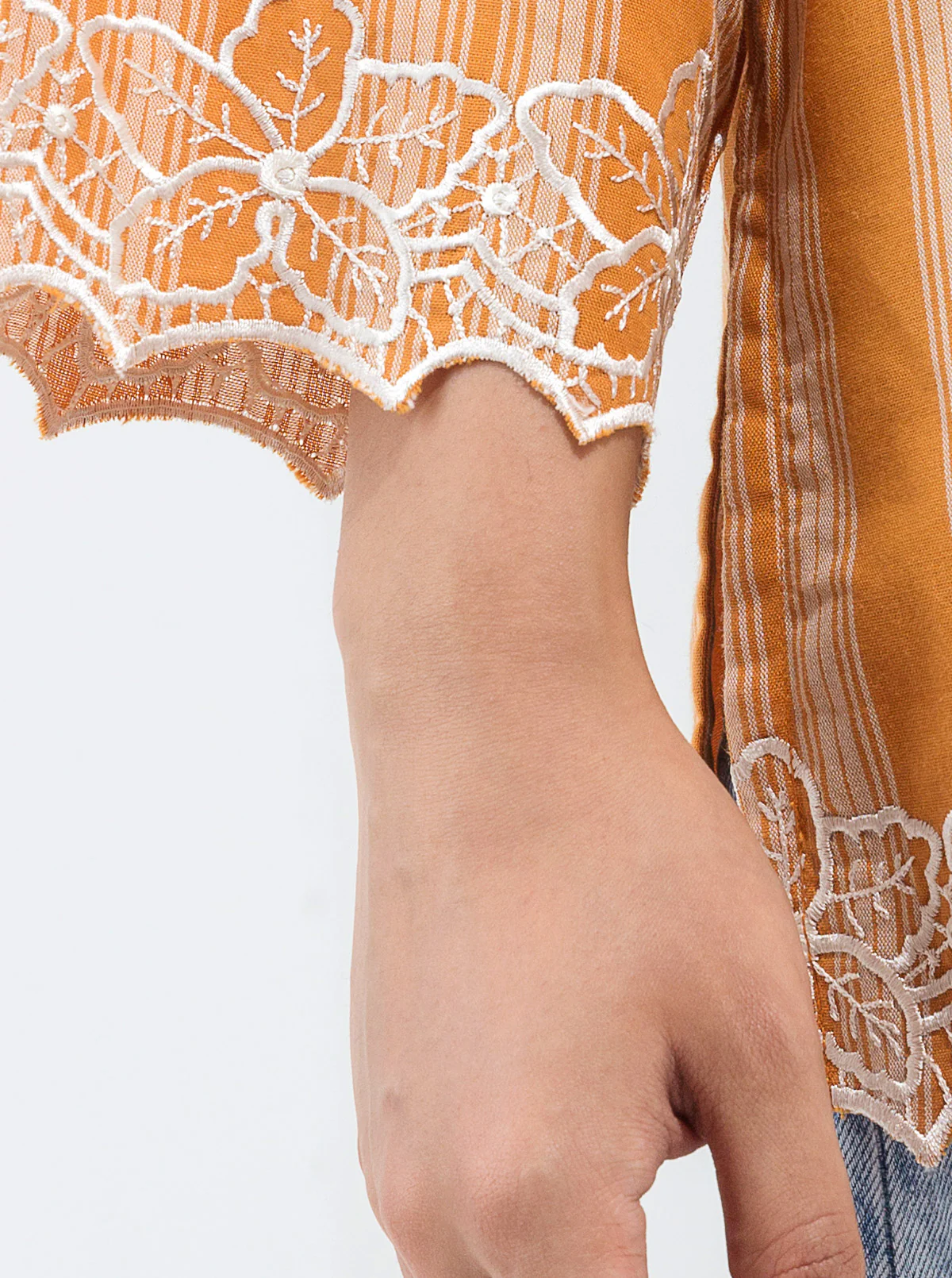 EMBROIDERED SHIRT - Image 3