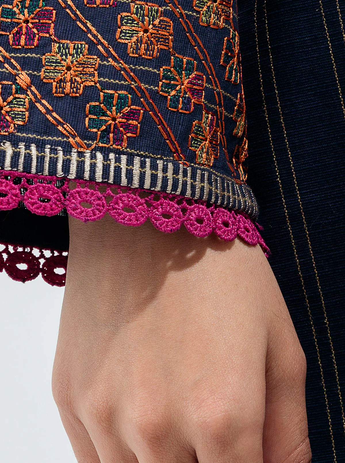 EMBROIDERED SHIRT - Image 3