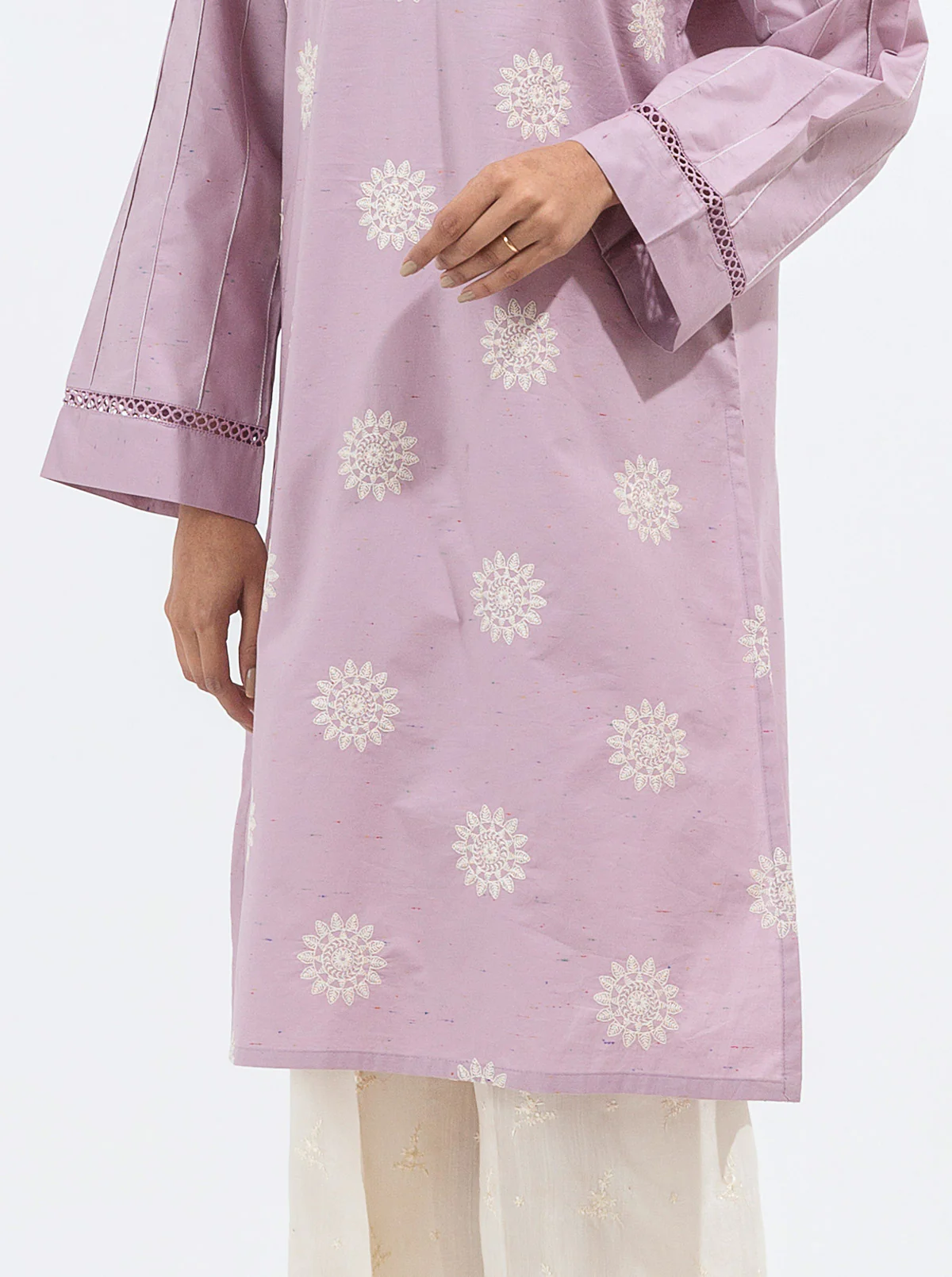 EMBROIDERED CAMBRIC SHIRT (PRET) - Image 2
