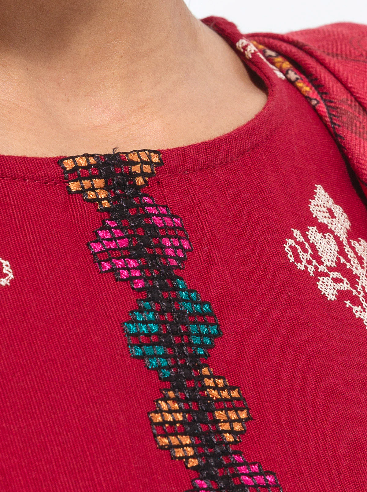 EMBROIDERED SHIRT WITH SHAWL - Image 4