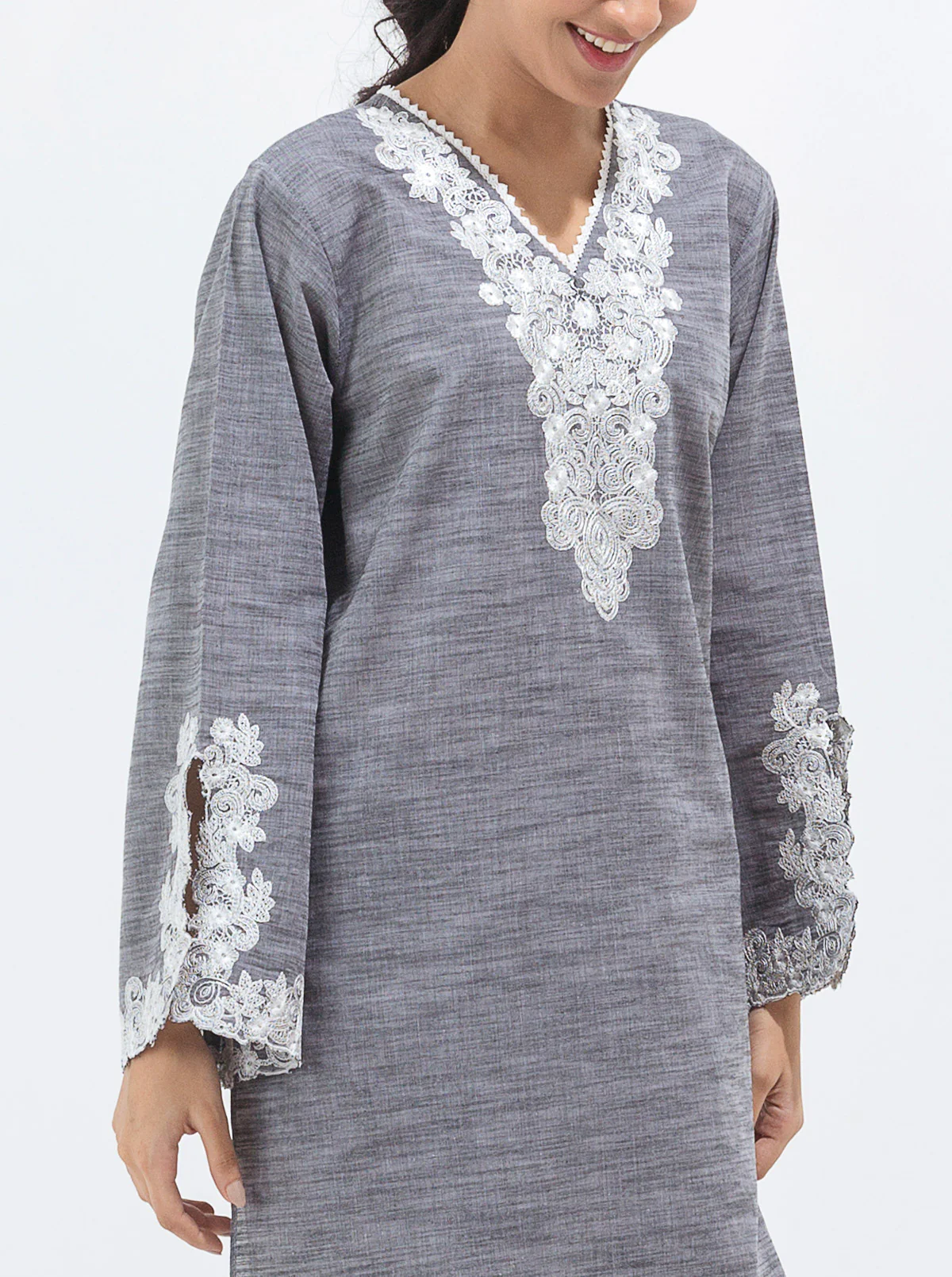 EMBROIDERED SHIRT - Image 2