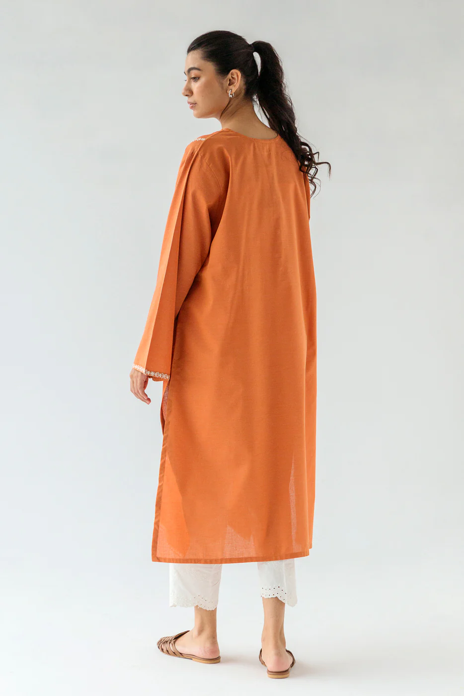 EMBROIDERED CHAMBRAY SHIRT (PRET) - Image 3