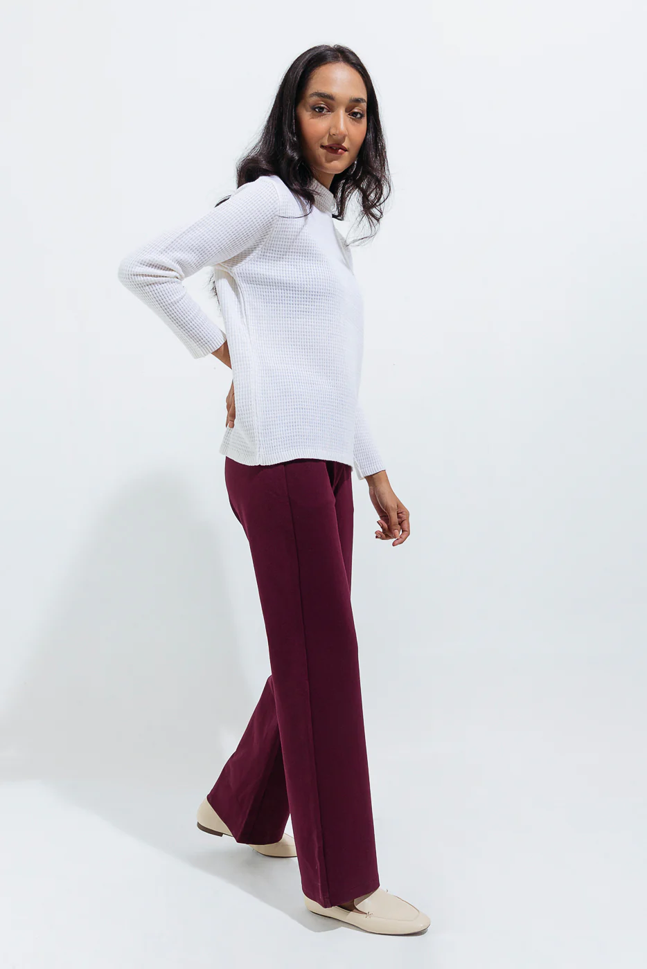 OFF WHITE FINE KNIT SWEATER - Image 2
