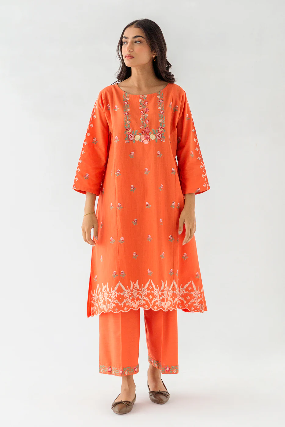 2 PIECE EMBROIDERED SLUB KHADDAR SUIT (PRET) - Image 2