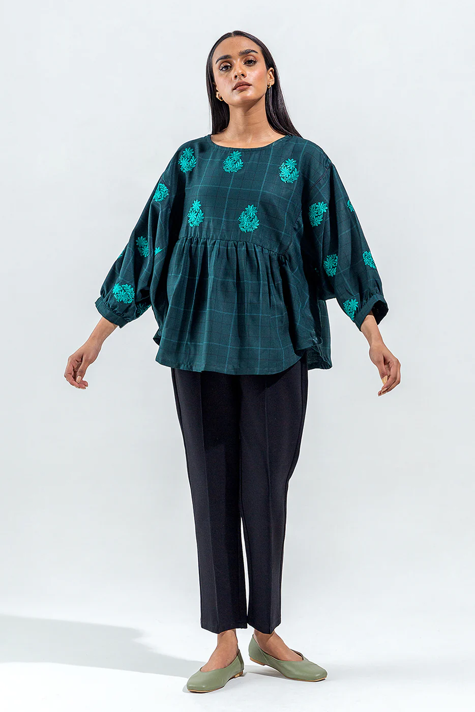 EMBROIDERED YARN DYED TOP (PRET) - Image 3