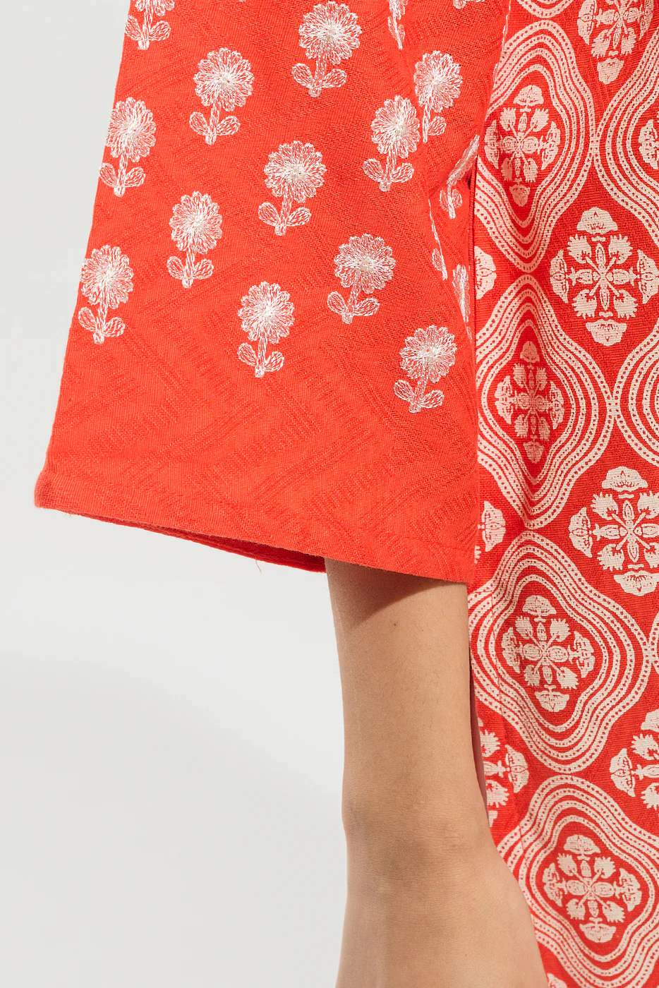 EMBROIDERED KHADDAR JACQUARD SHIRT (PRET) - Image 4