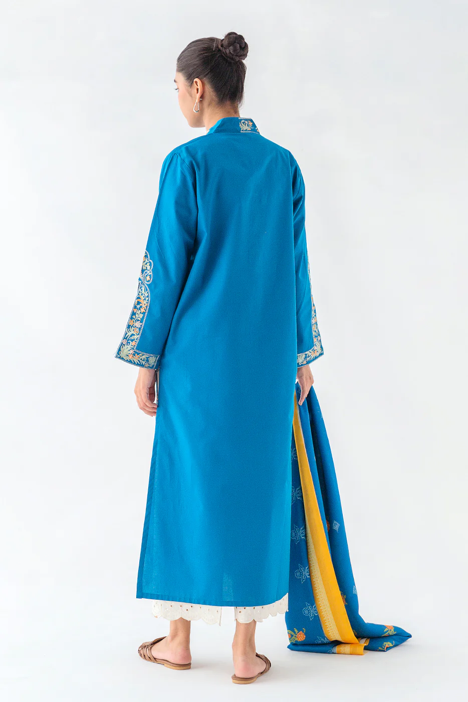 2 PIECE EMBROIDERED KHADDAR SUIT (PRET) - Image 4