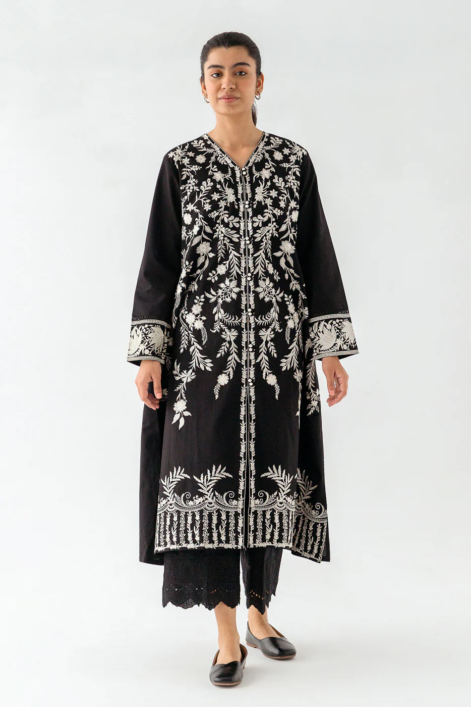 EMBROIDERED KHADDAR SHIRT (PRET) - Image 2