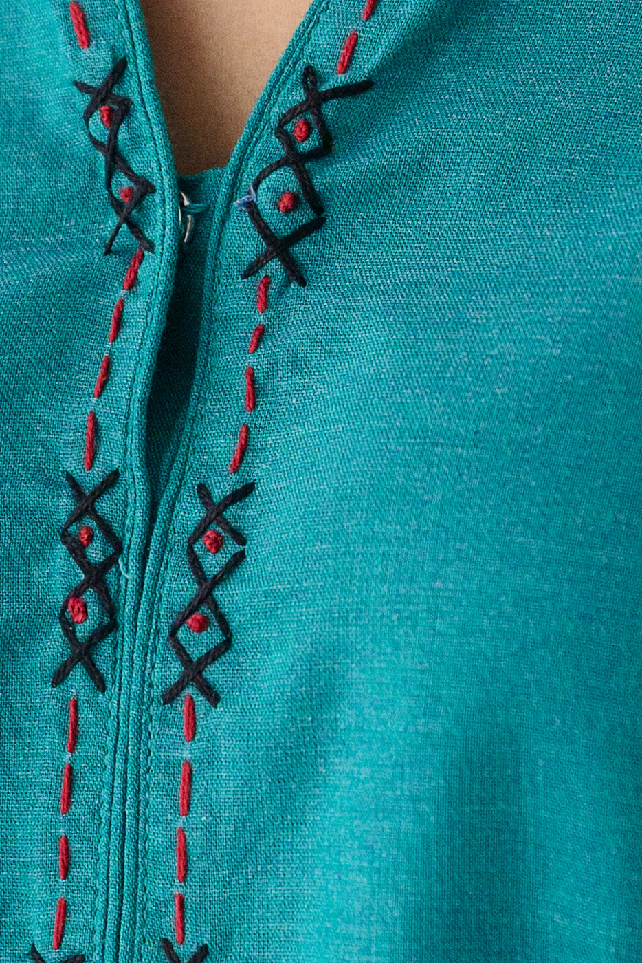 EMBROIDERED  SHIRT (PRET) - Image 4