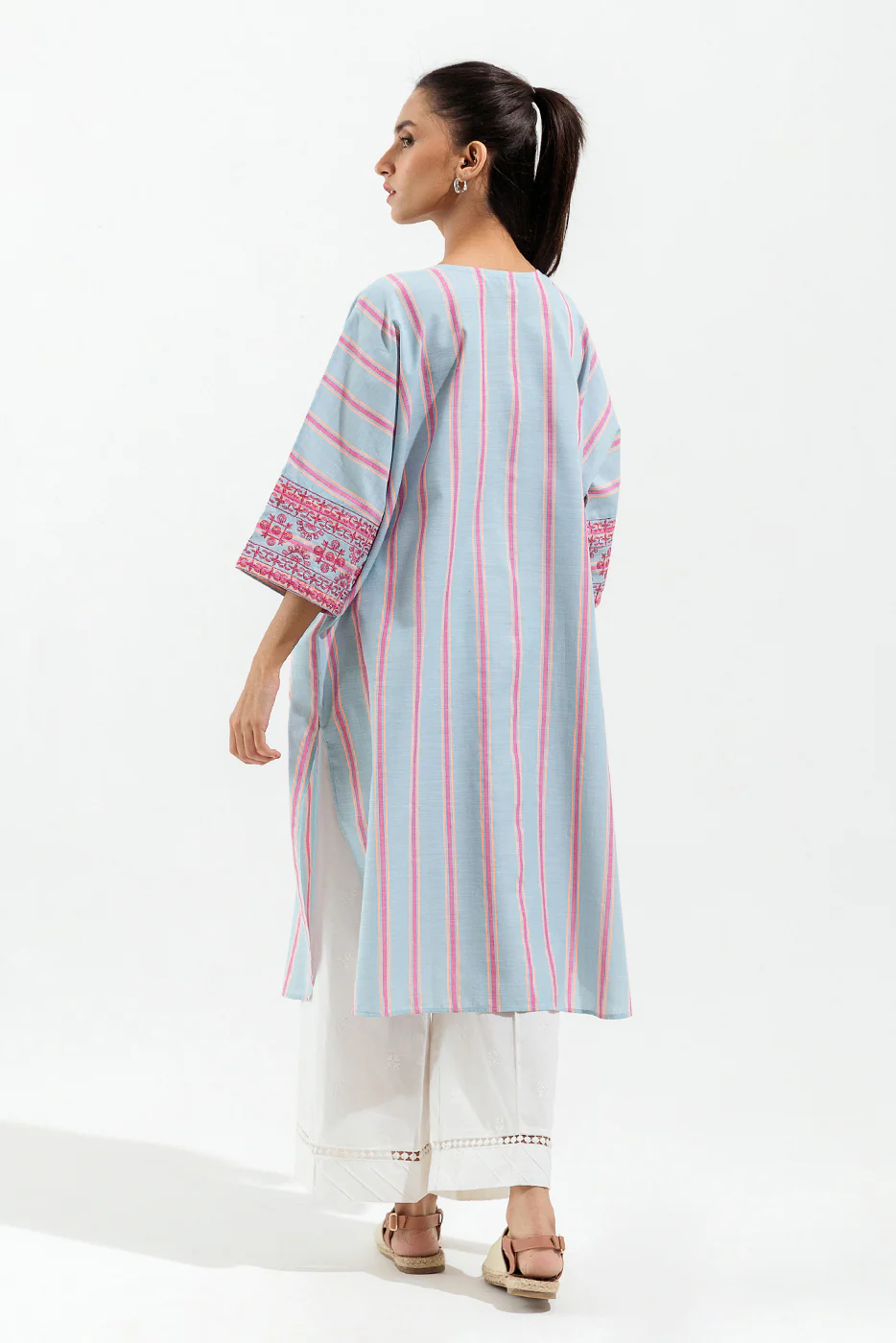 EMBROIDERED CHAMBRAY SHIRT (PRET) - Image 3