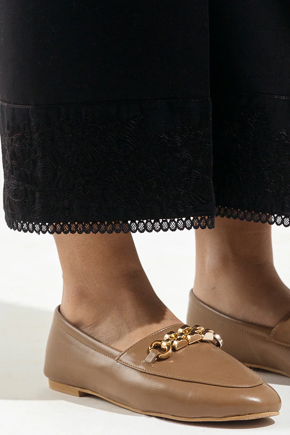 EMBROIDERED SLACK PANTS - Image 2