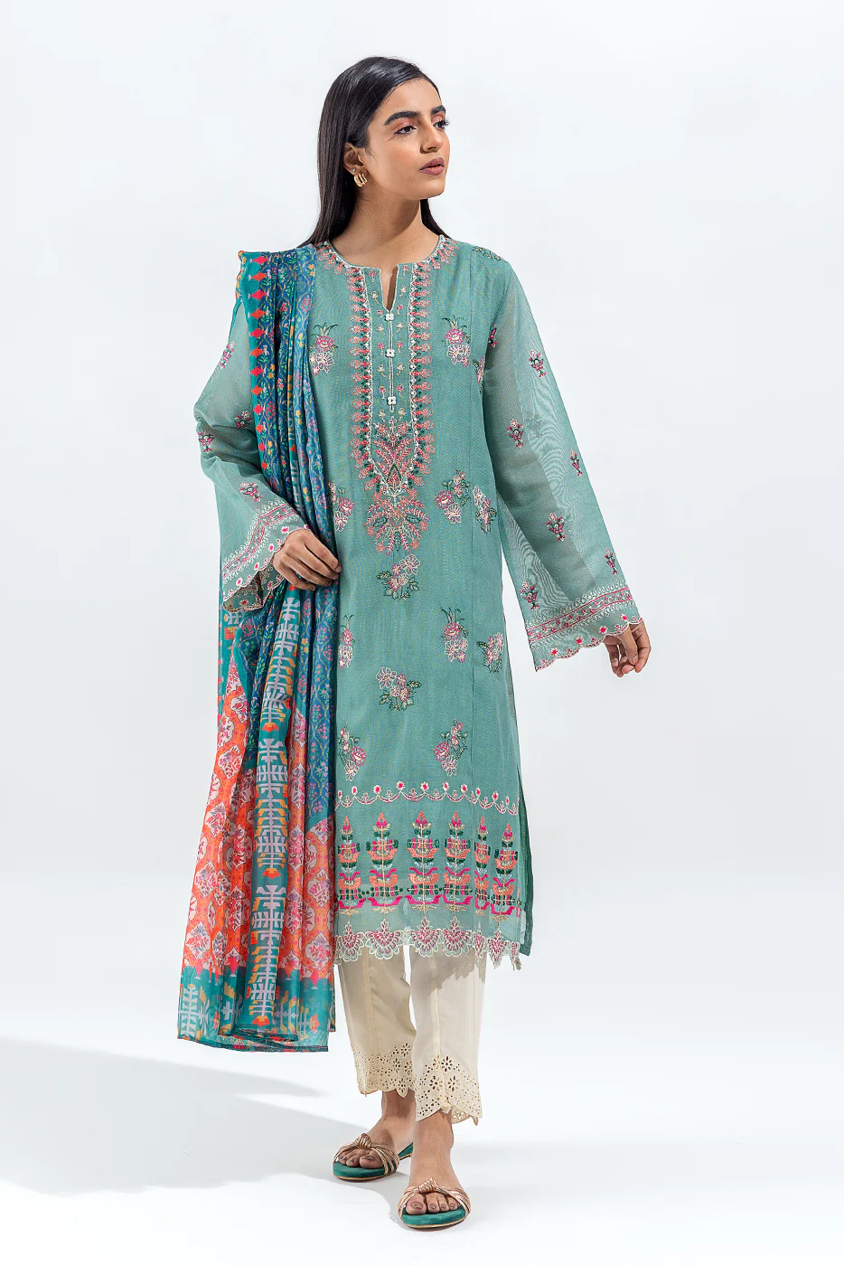 2 PIECE EMBROIDERED COTTON NET SUIT (LUXURY PRET) - Image 2