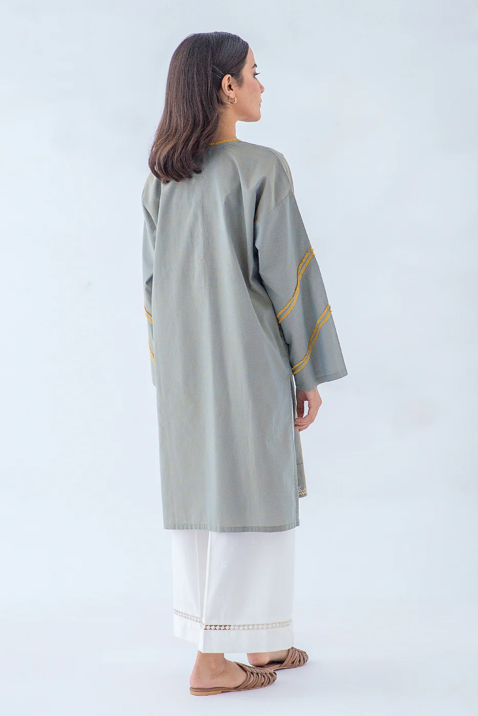 EMBROIDERED CHAMBRAY SHIRT (PRET) - Image 2
