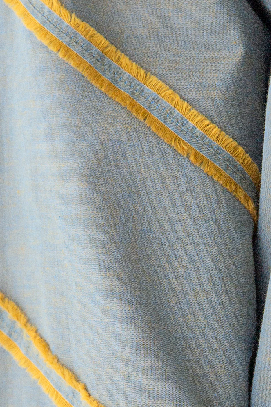 EMBROIDERED CHAMBRAY SHIRT (PRET) - Image 4