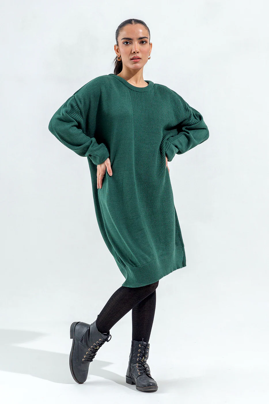 KNITTED KNEE LENGTH DRESS - Image 3