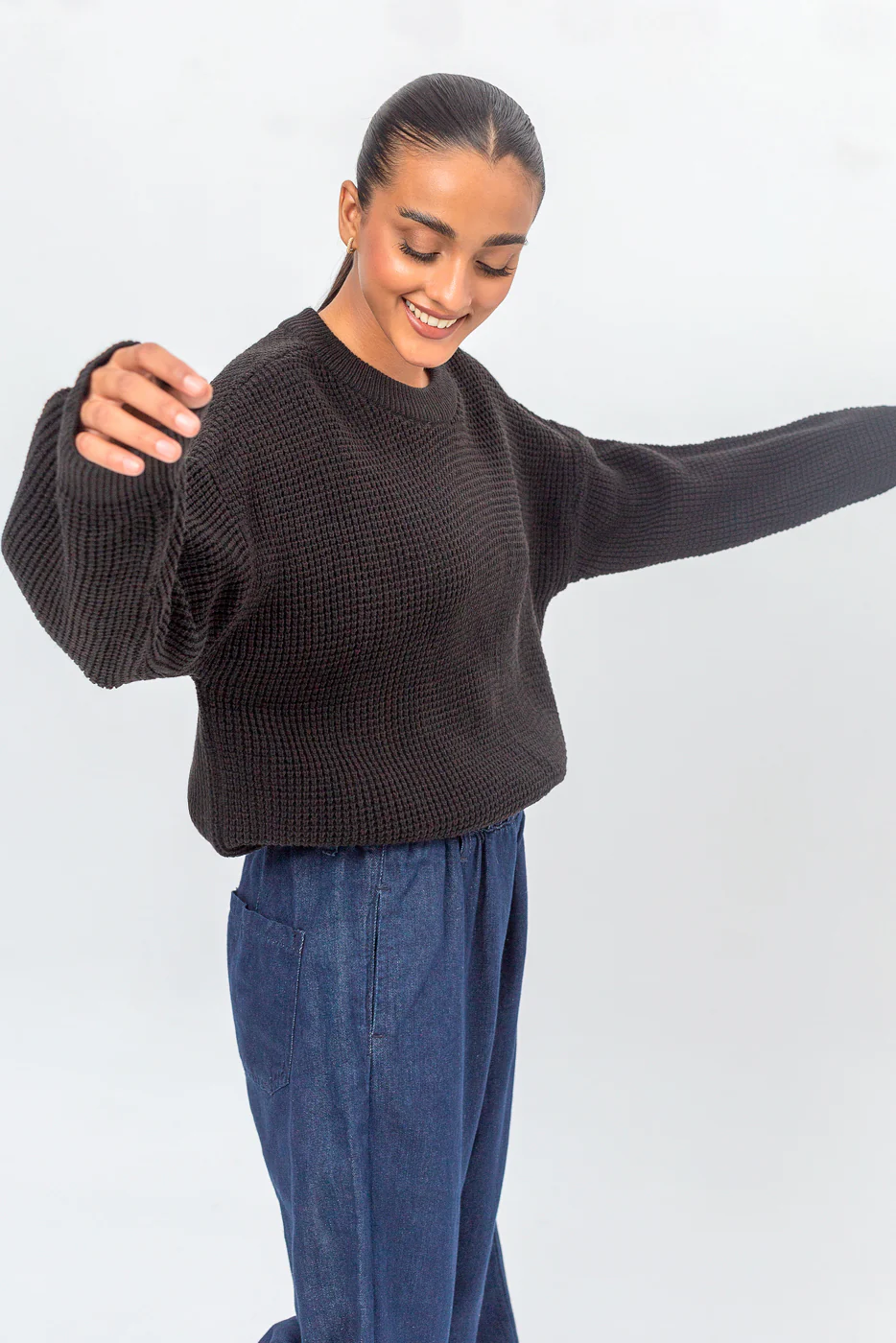 CREW NECK PULLOVER SWEATER - Image 2