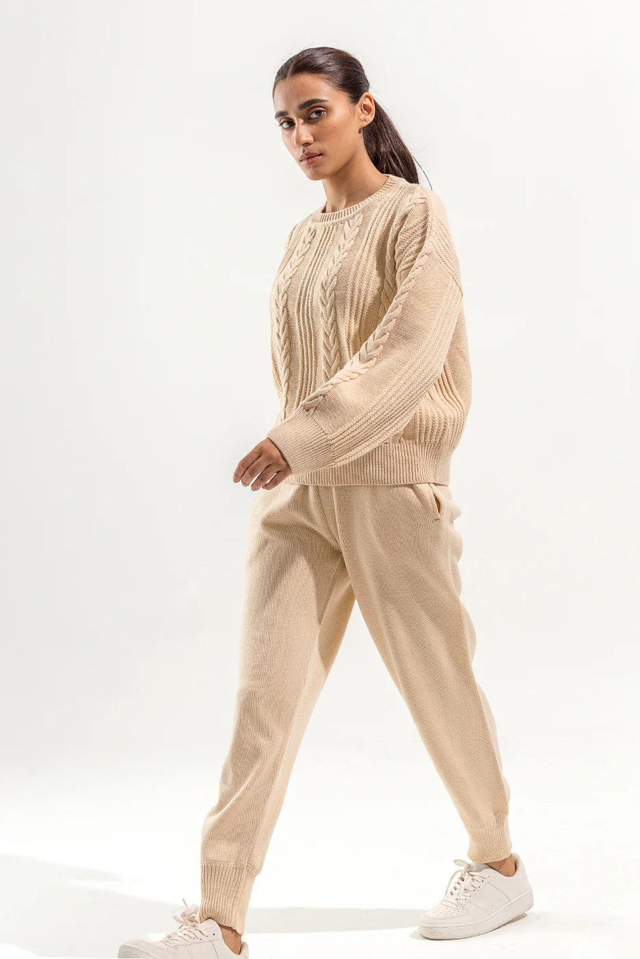 KNITTED CREW NECK JUMPER - Image 4