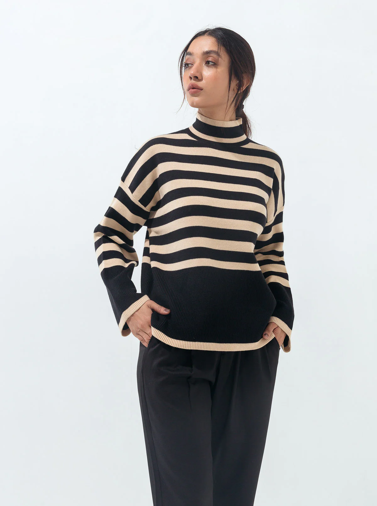 BLACK BEIGE STRIPED PULLOVER - Image 3