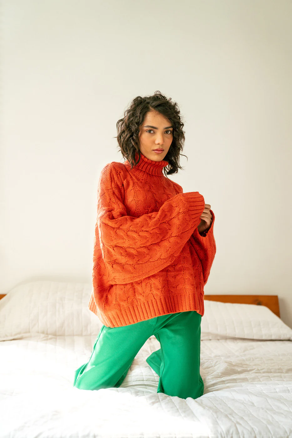 ORANGE TURTLENECK CHUNKY KNIT PULLOVER - Image 3
