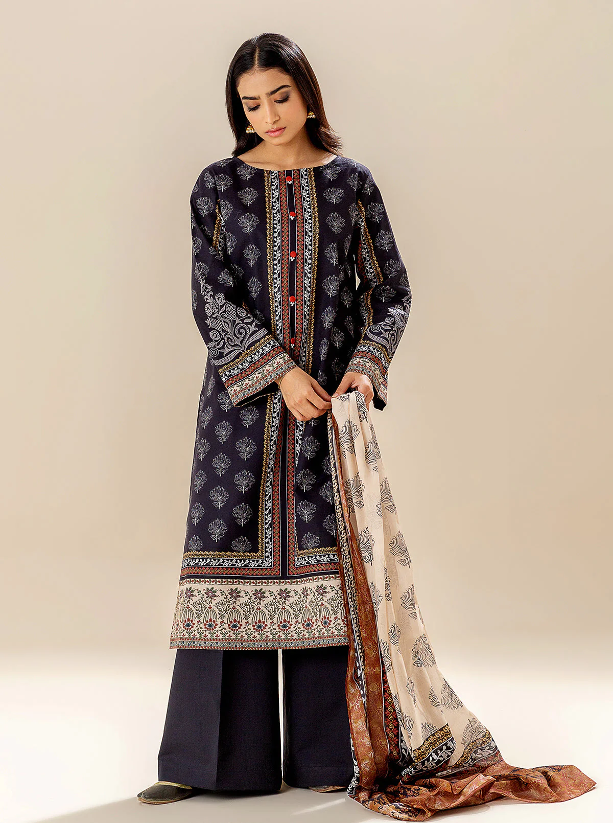 3 PIECE PRINTED LAWN SUIT - EBONY VISION (UNSTITCHED) - Image 3