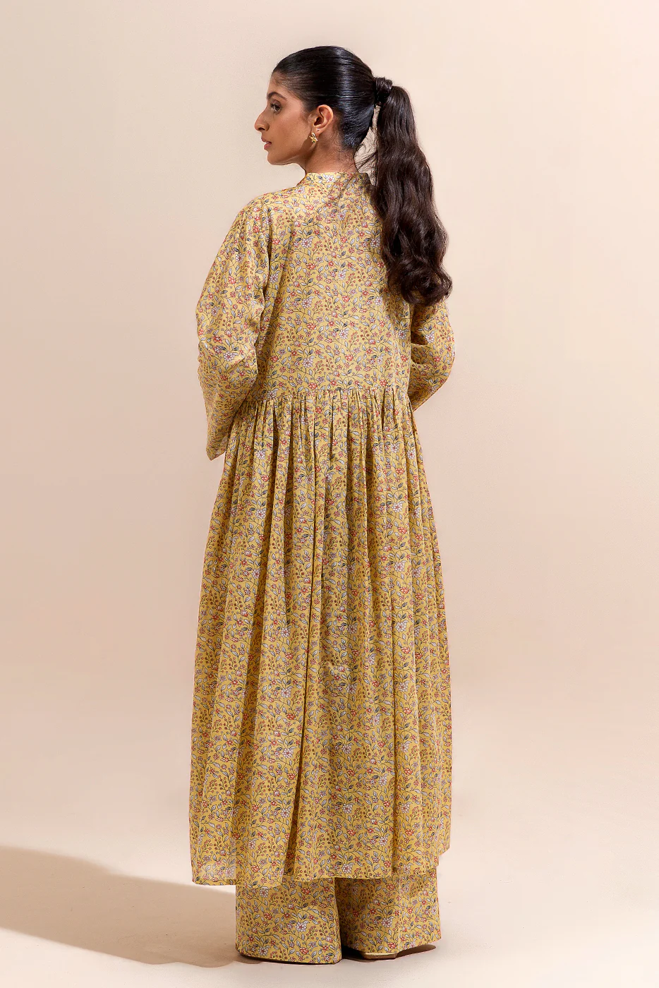 2 PIECE PRINTED LAWN SUIT-SUNDAY SAUNA (UNSTITCHED) - Image 4