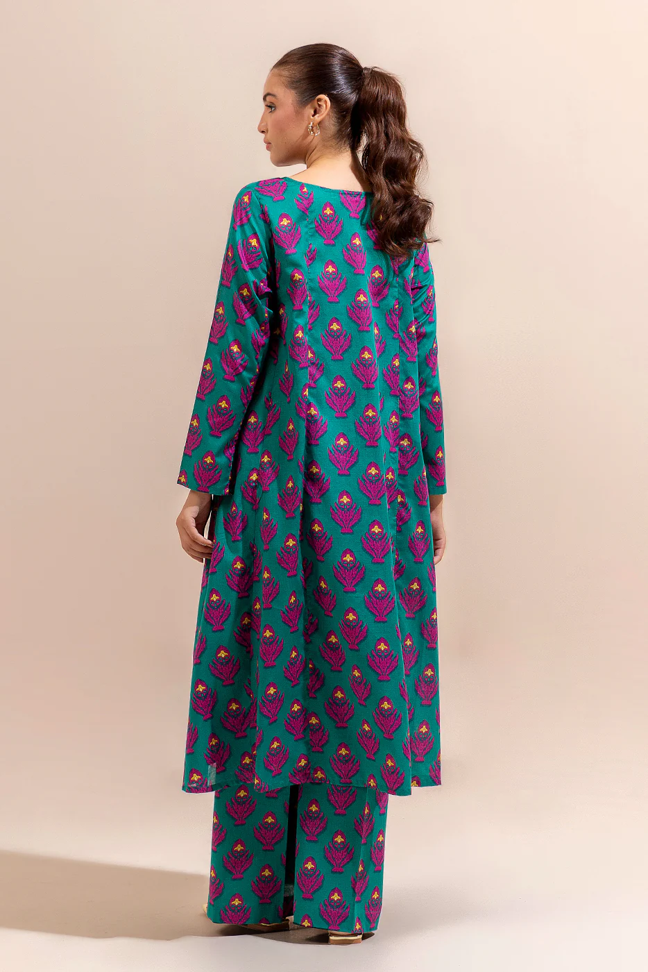 2 PIECE PRINTED LAWN SUIT-VIVID EVENING (UNSTITCHED) - Image 3
