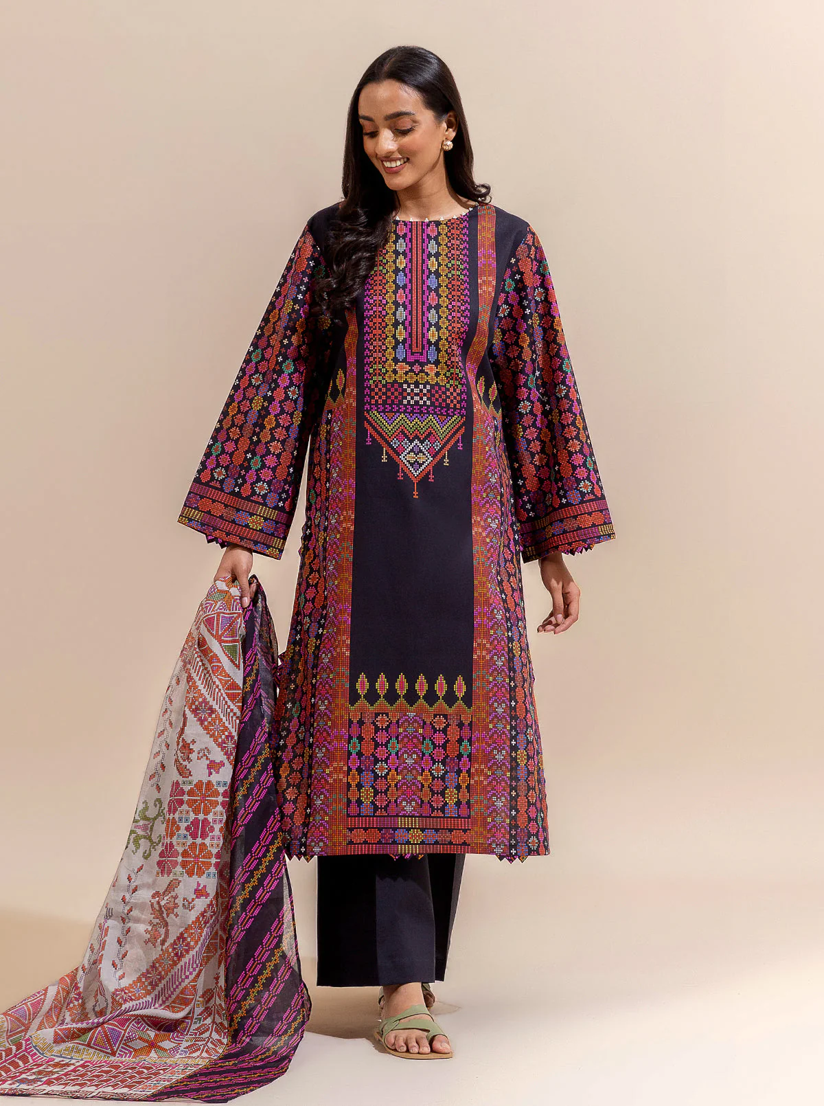 3 PIECE PRINTED LAWN SUIT-KNITTY GRITTY (UNSTITCHED) - Image 3