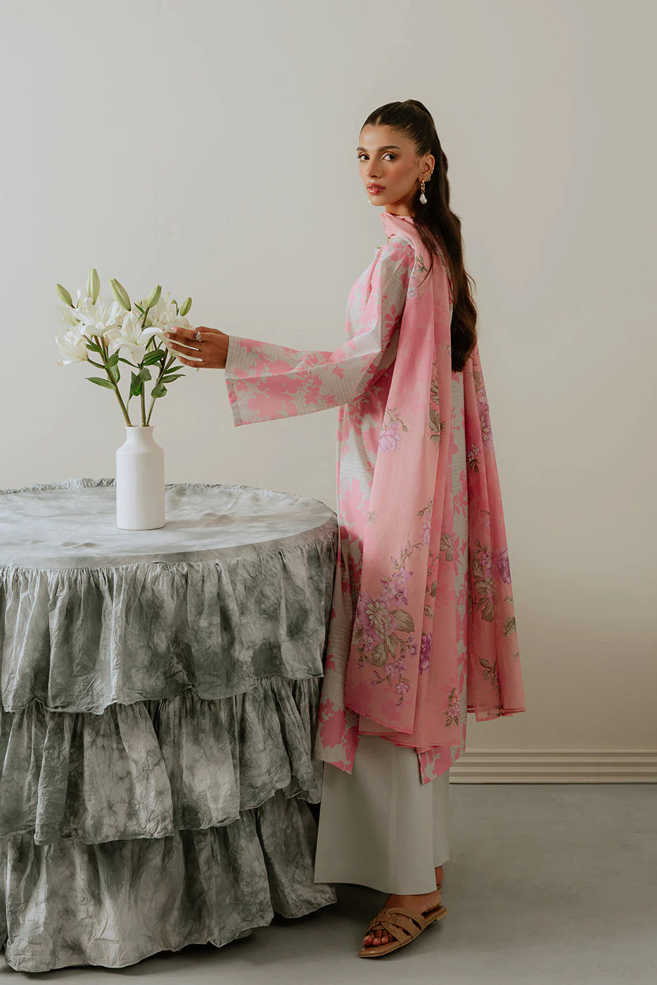 3 PIECE PRINTED LAWN-BLUSH BLOSSOM (UNSTITCHED) - Image 2