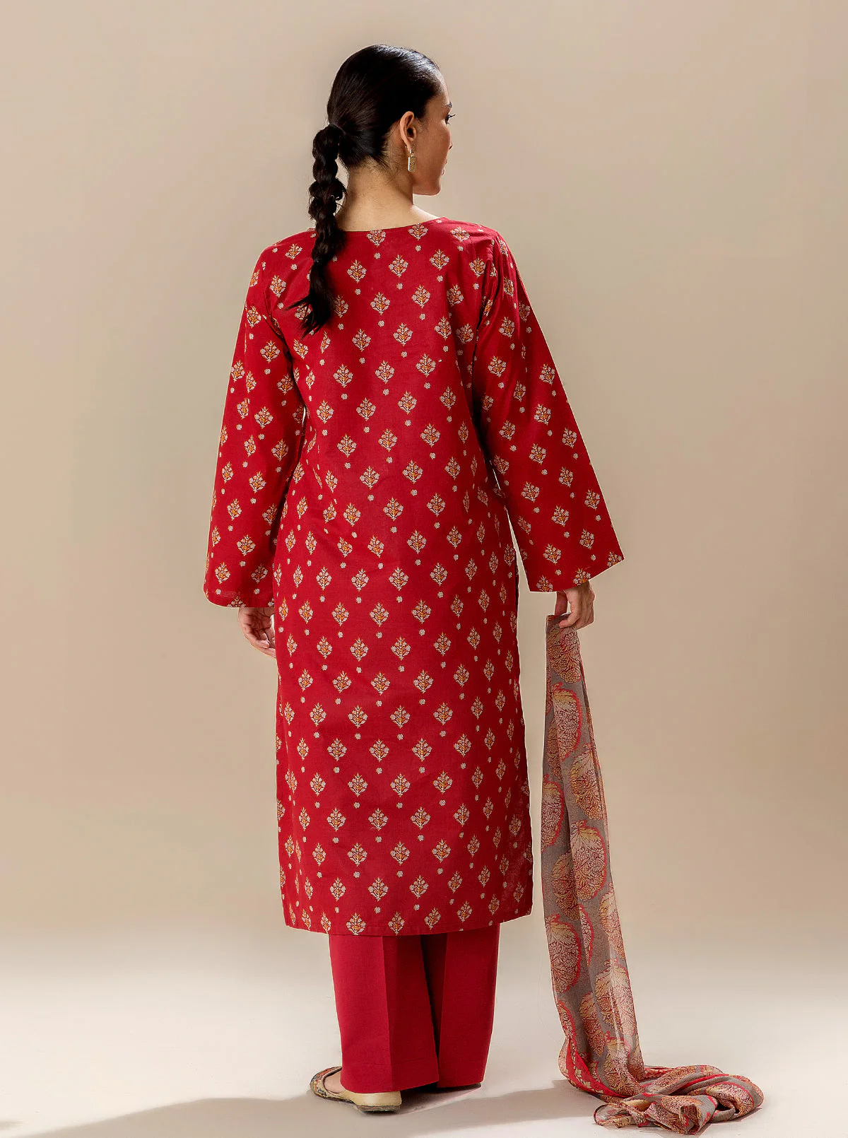 3 PIECE EMBROIDERED LAWN SUIT-BRIGHT POPPY (UNSTITCHED) - Image 4