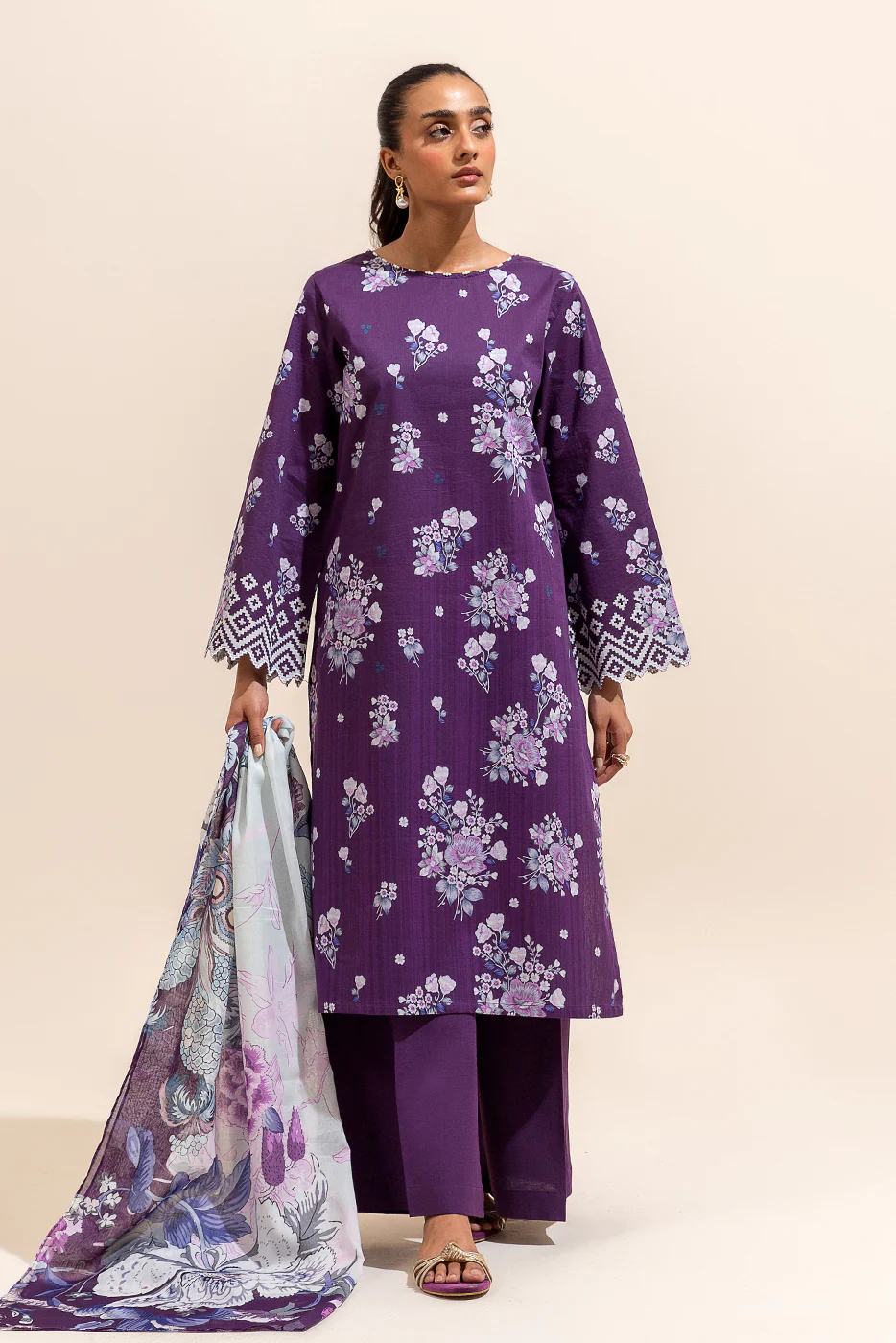 3 PIECE PRINTED LAWN SUIT-AMARANTH ANGLE (UNSTITCHED) - Image 3