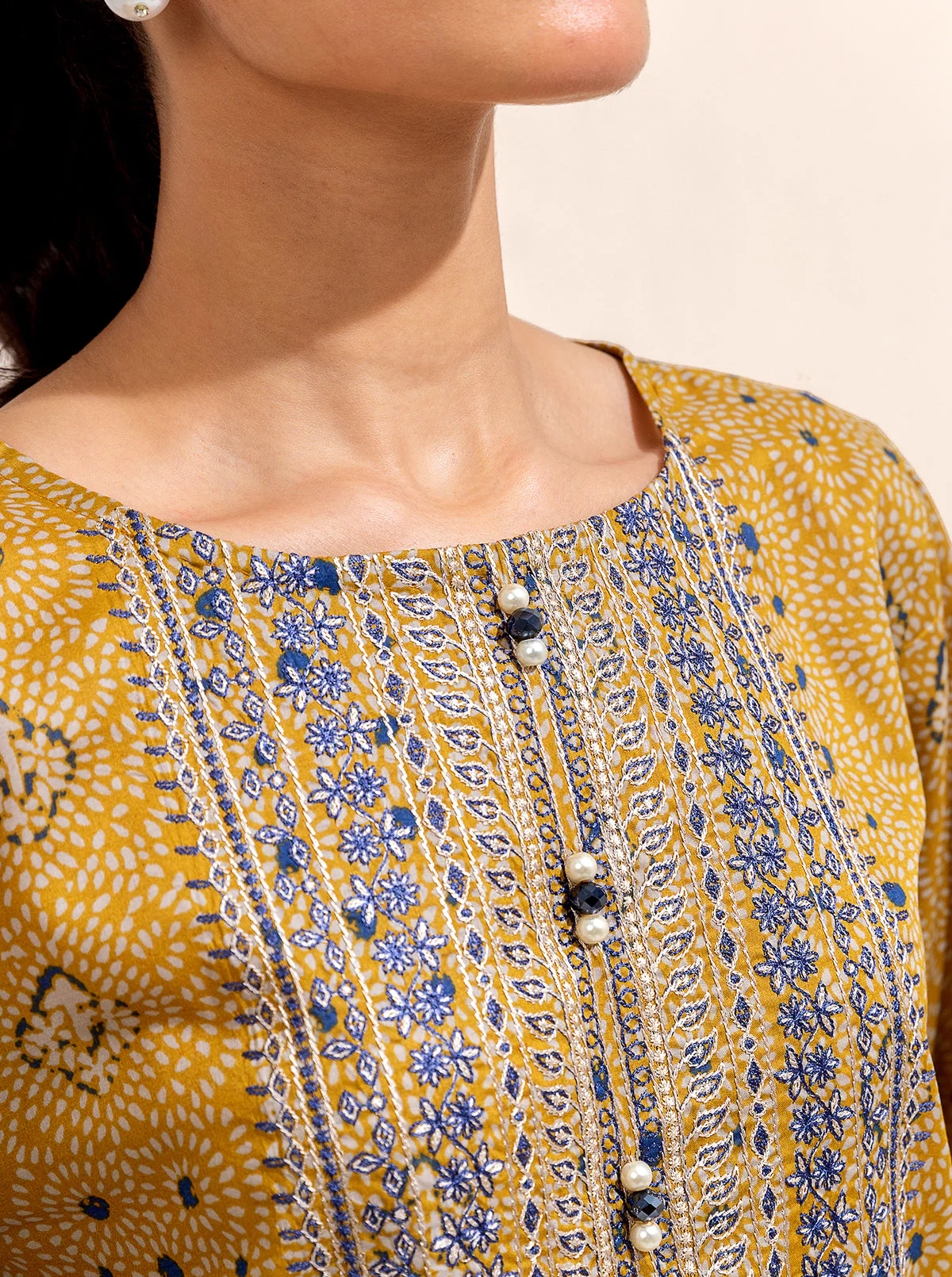3 PIECE EMBROIDERED LAWN-OLD GOLD (UNSTITCHED) - Image 7