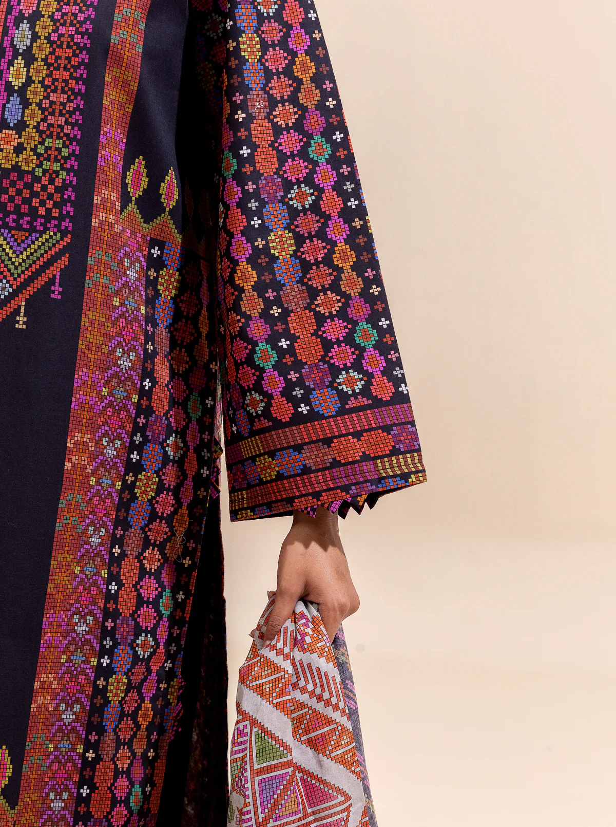 2 PIECE PRINTED LAWN SUIT-KNITTY GRITTY (UNSTITCHED) - Image 5