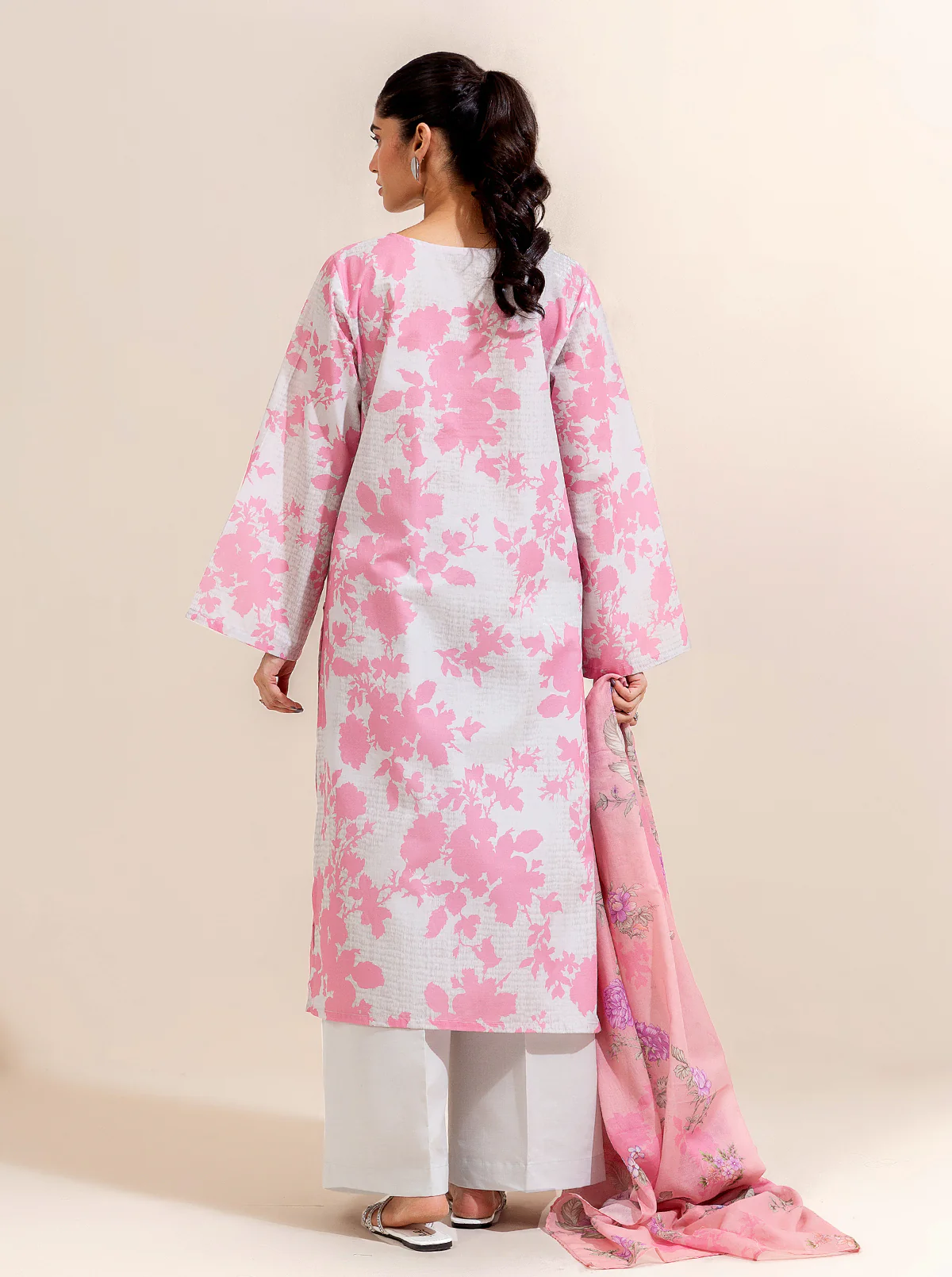 2 PIECE PRINTED LAWN SUIT-BLUSH BLOSSOM (UNSTITCHED) - Image 4