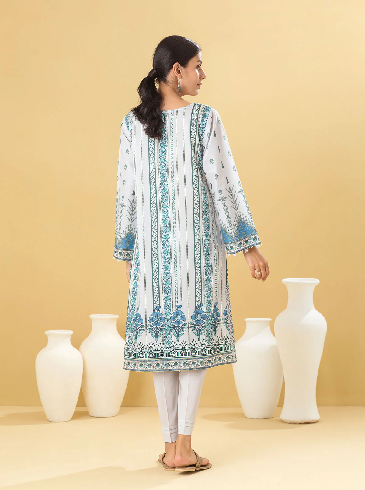 1 PIECE - PRINTED LAWN SHIRT - SPRING ESSENTIAL - Image 4