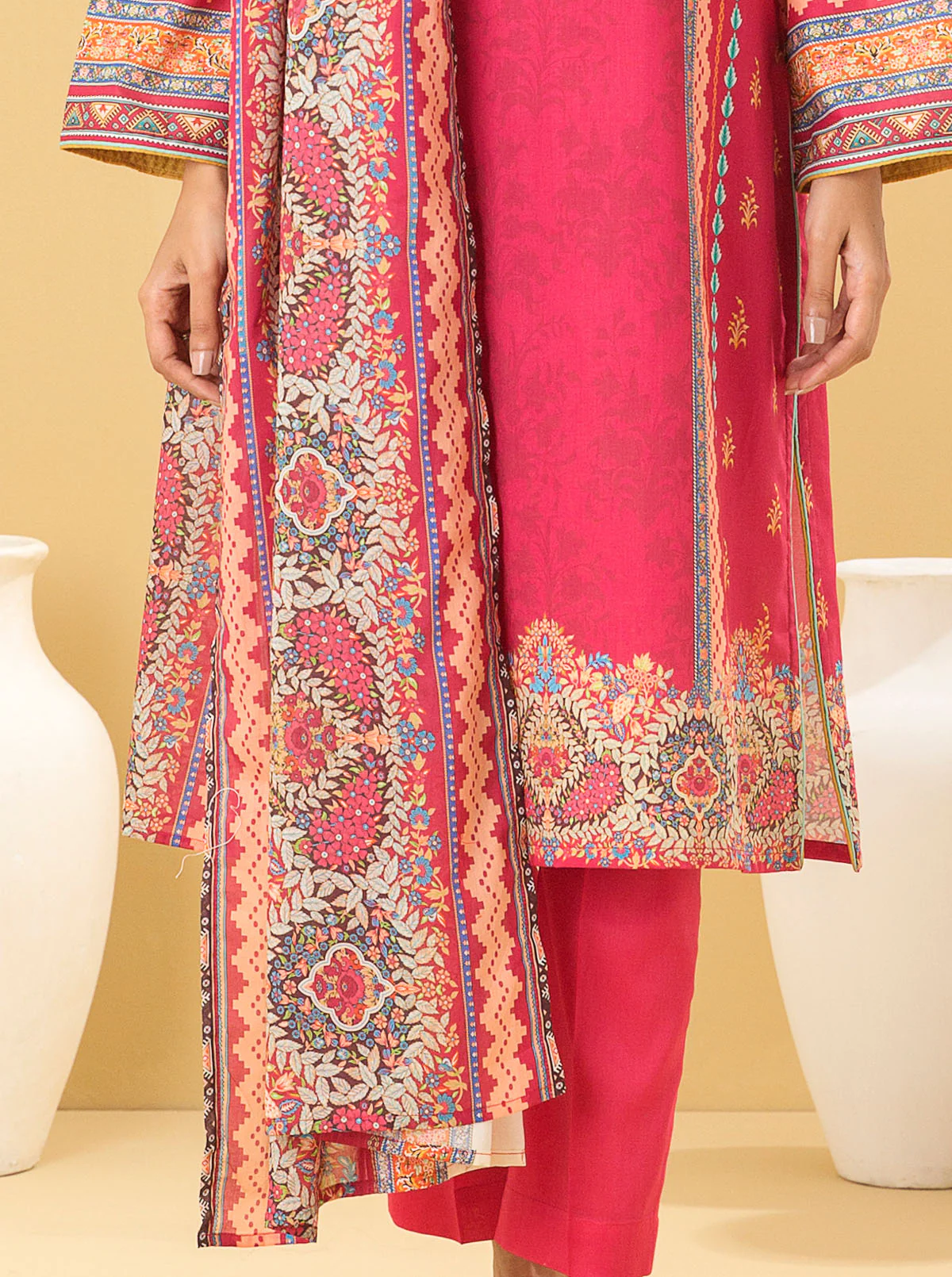 3 PIECE - PRINTED LAWN SUIT - FUCHSIA GLEAM - Image 2