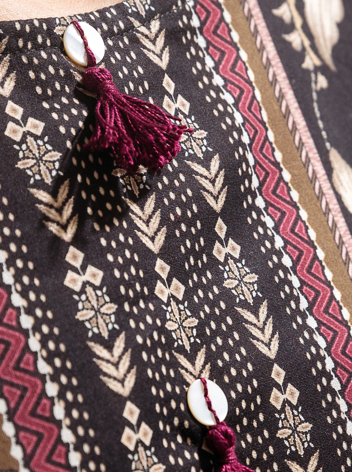 1 PIECE - PRINTED LAWN SHIRT - ROCOCO DREAM - Image 4