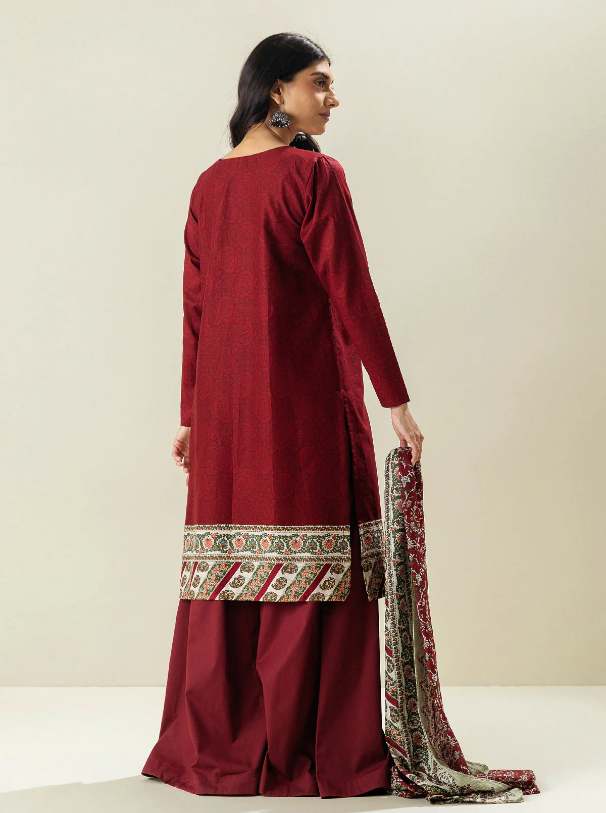 2 PIECE - EMBROIDERED LAWN SUIT - CRIMSON REIGN - Image 3