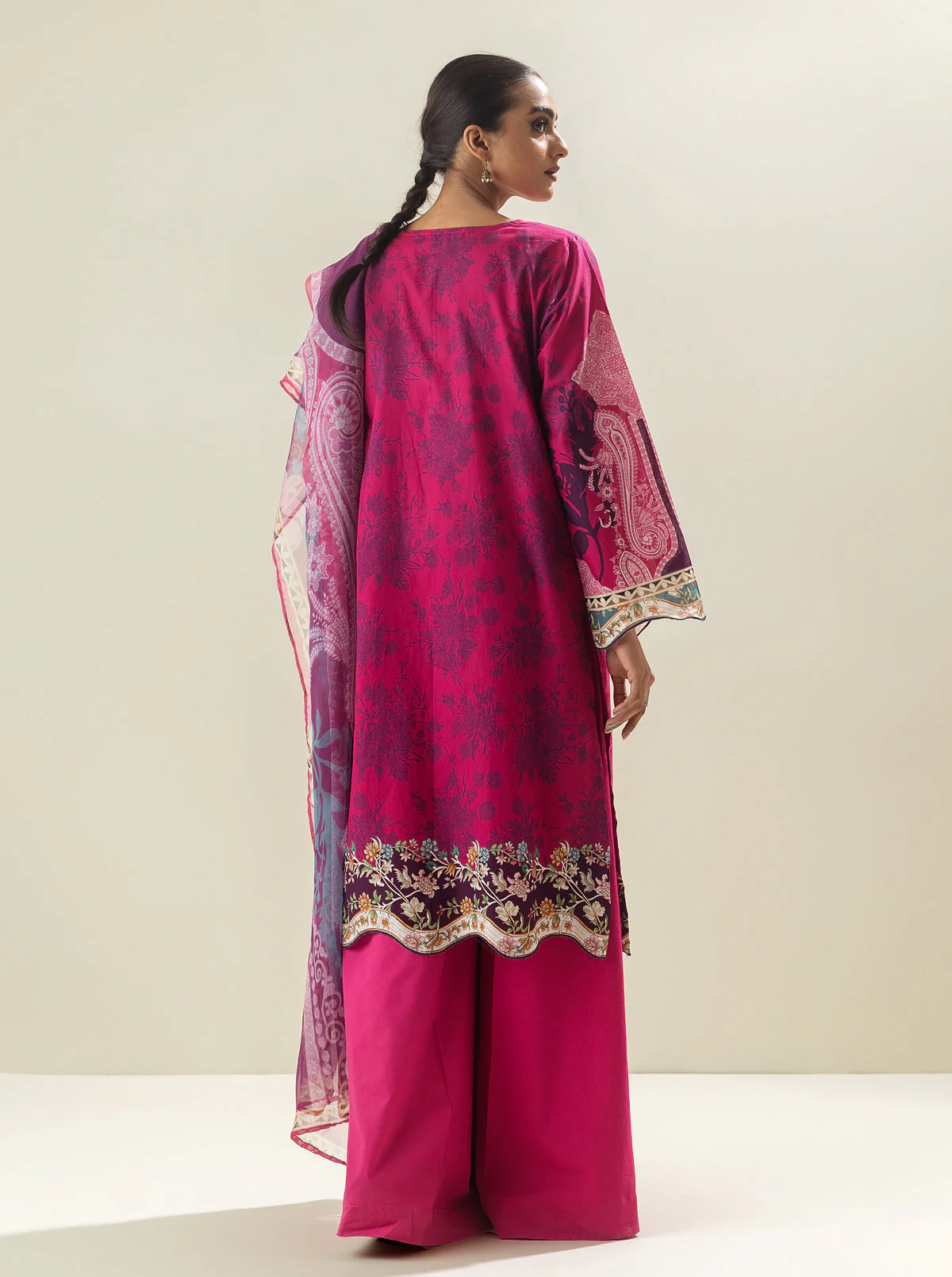 3 PIECE - EMBROIDERED LAWN SUIT - MAGENTA MUSE - Image 3