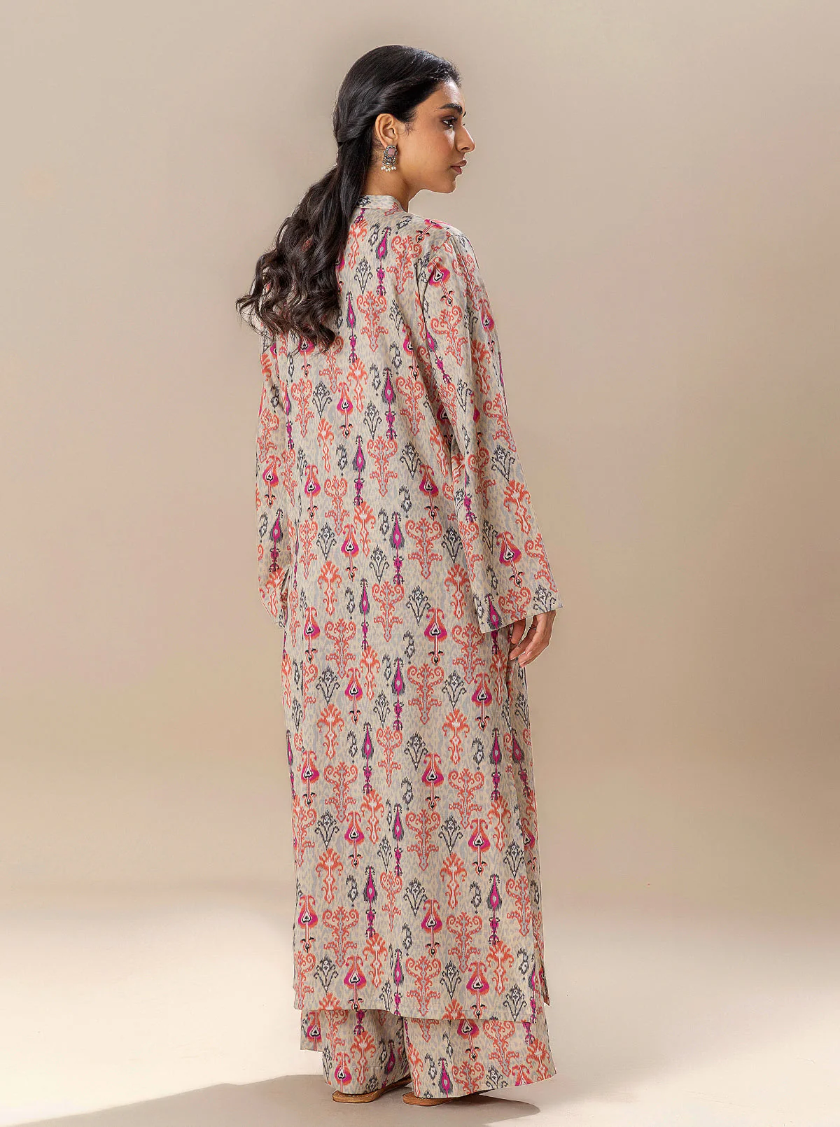 2 PIECE PRINTED LAWN SUIT-SINUOUS SYNC (UNSTITCHED) - Image 3