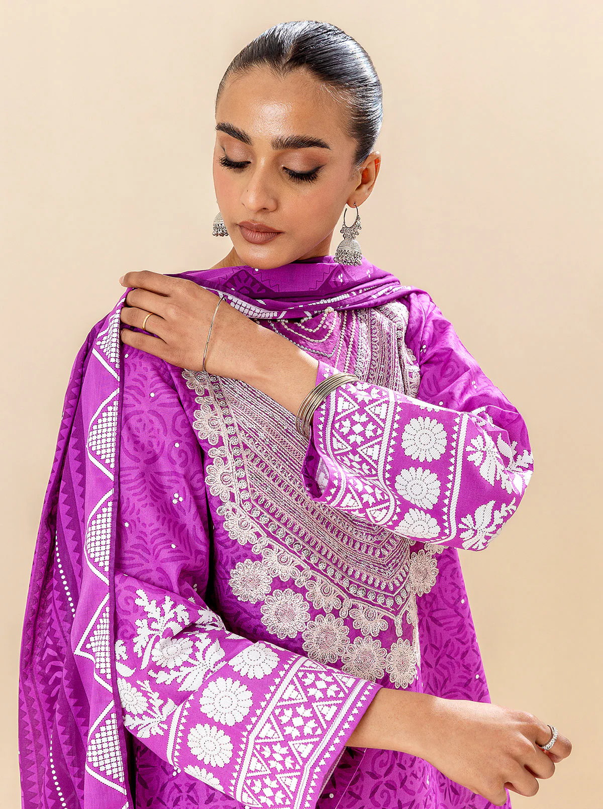 3 PIECE EMBROIDERED LAWN SUIT-CACTUS FLOWER (UNSTITCHED) - Image 2