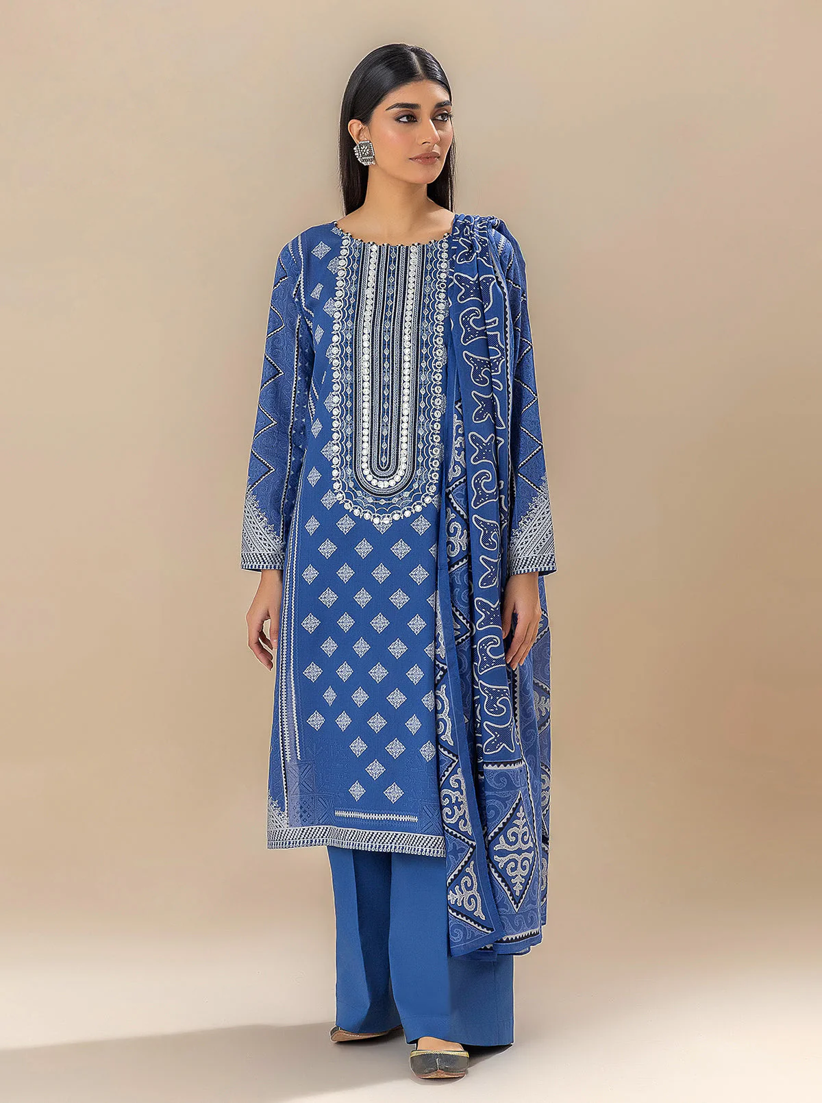 3 PIECE EMBROIDERED LAWN SUIT-BRIGHT STAR (UNSTITCHED) - Image 3