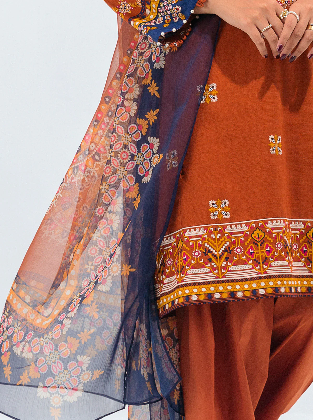3 PIECE - PRINTED KHADDAR SUIT - GYPSY GLOW - Image 2