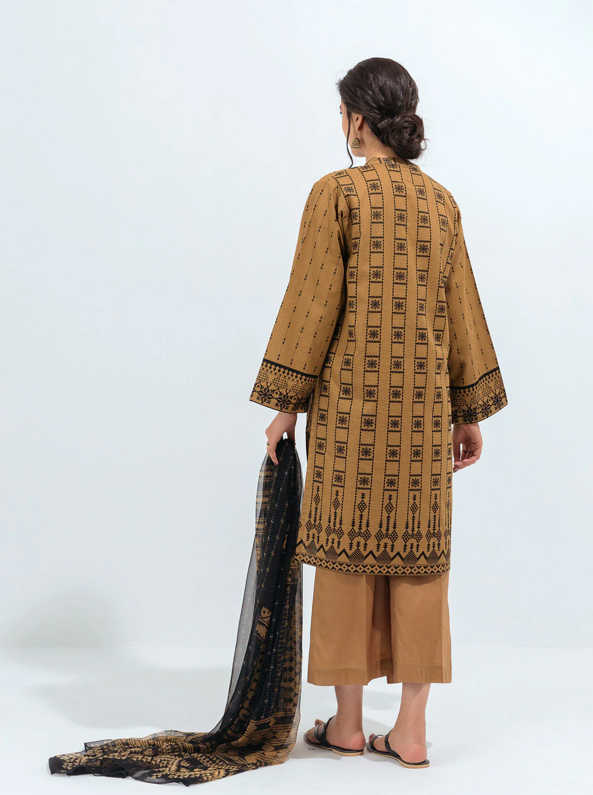 3 PIECE - PRINTED KHADDAR SUIT - ORIENTAL GOLD - Image 7