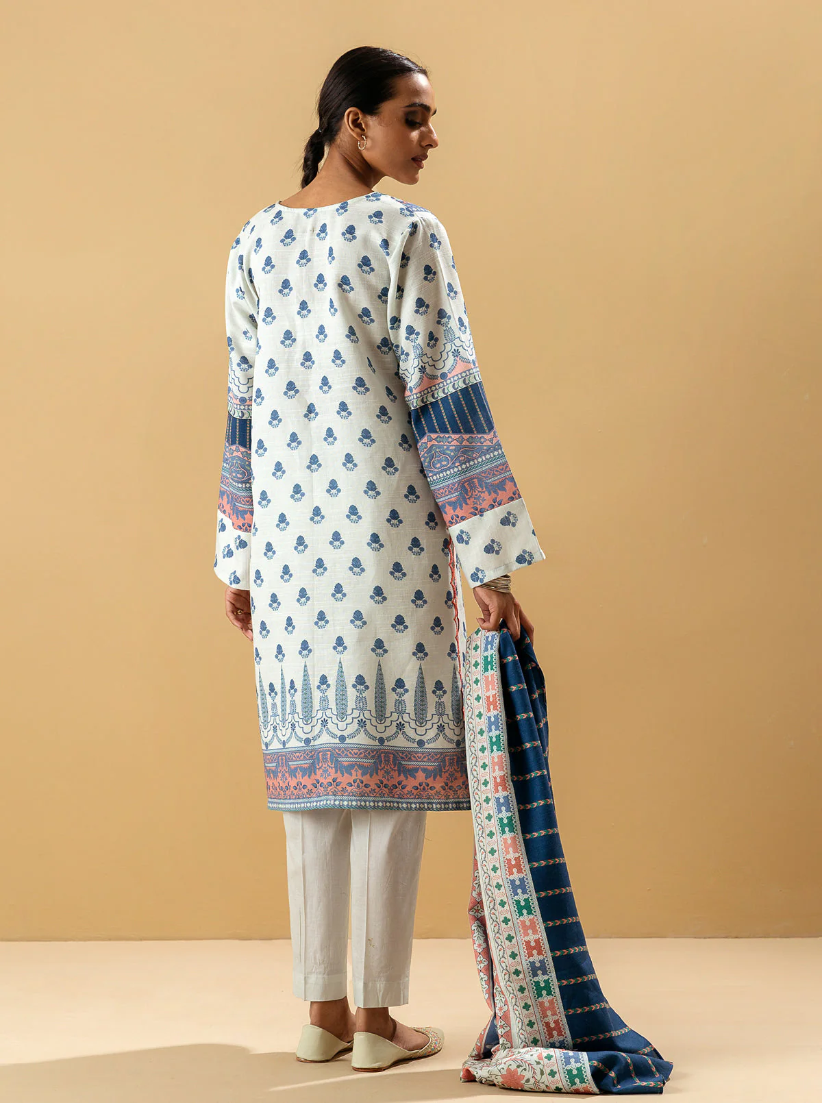2 PIECE - PRINTED KHADDAR SUIT - EMPREM BLUE - Image 5