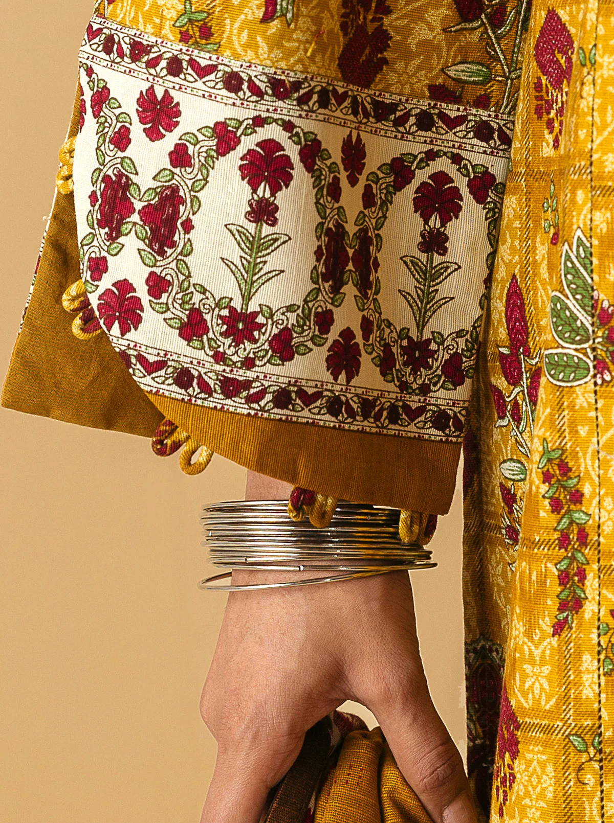 3 PIECE - EMBROIDERED KHADDAR SUIT - AMBER GARDENIA - Image 4