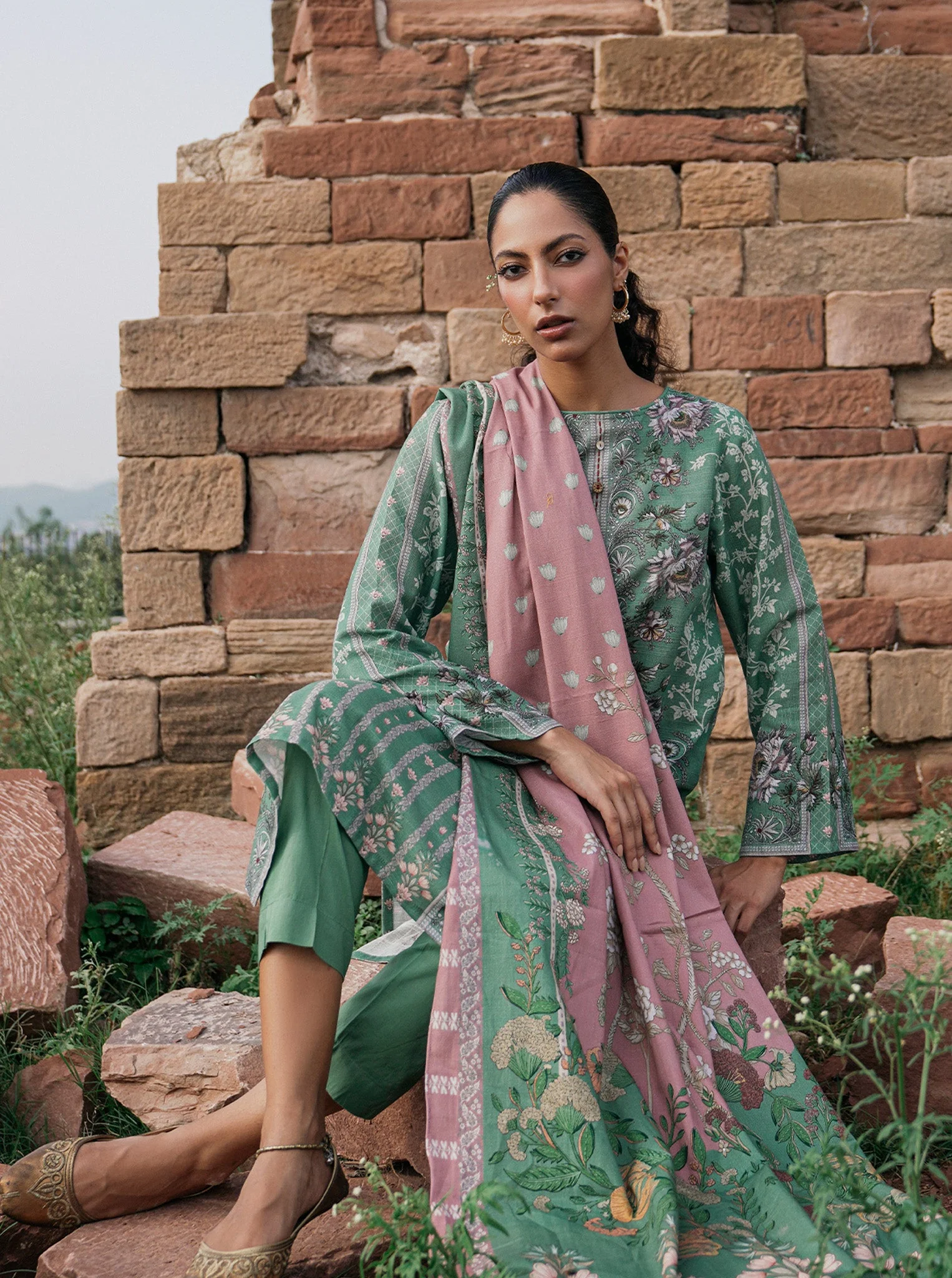 3 PIECE - PRINTED KHADDAR SUIT - SERENE PROMISE - Image 2