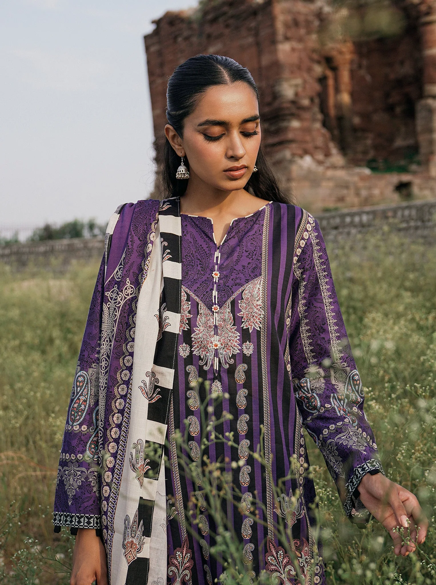 3 PIECE - PRINTED KHADDAR SUIT - VIVID PLUM - Image 2